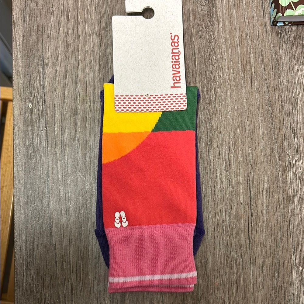 Havaianas Red and Pink Casual Socks - Picture 1 of 2